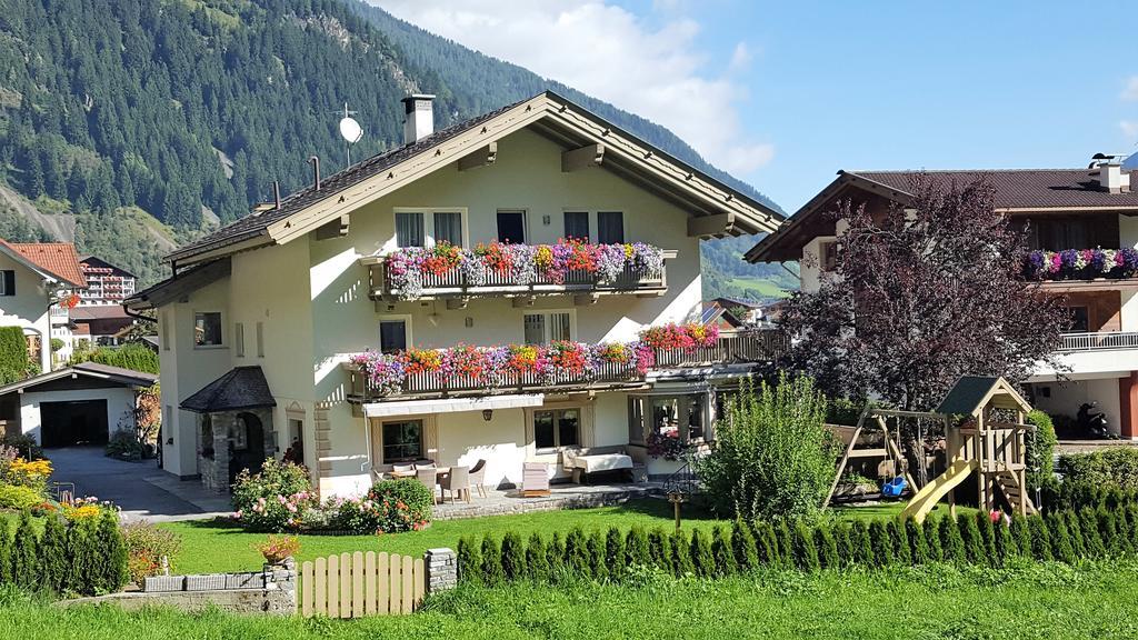 Ferienwohnung Haus am Wald Neustift im Stubaital Exterior foto