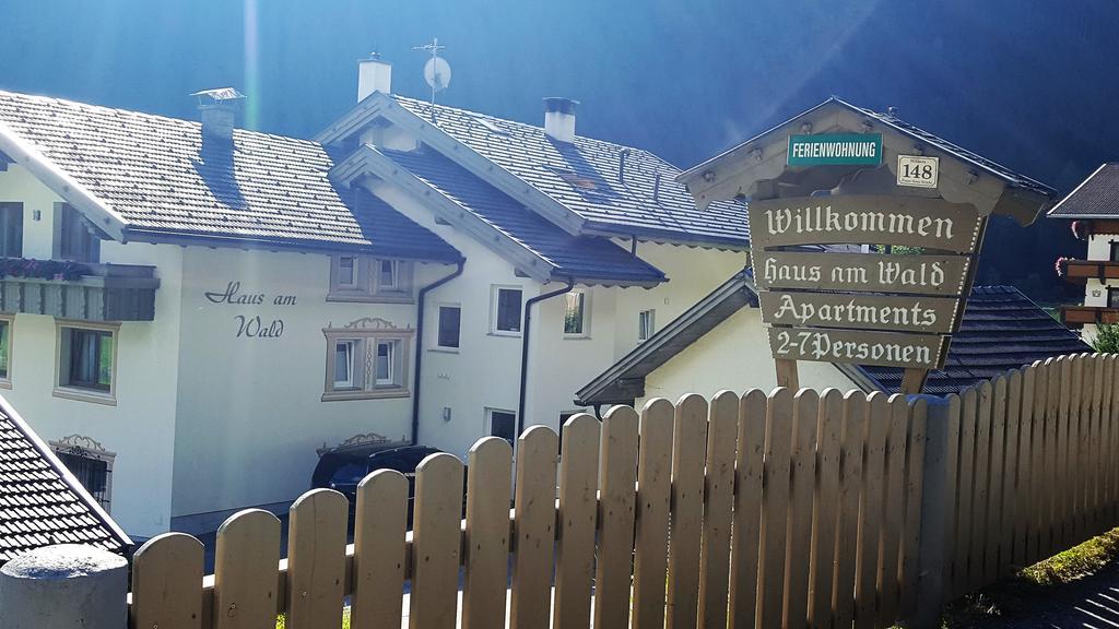 Ferienwohnung Haus am Wald Neustift im Stubaital Exterior foto
