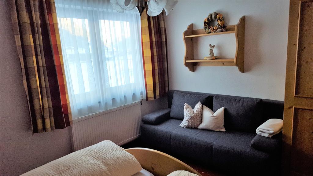 Ferienwohnung Haus am Wald Neustift im Stubaital Exterior foto