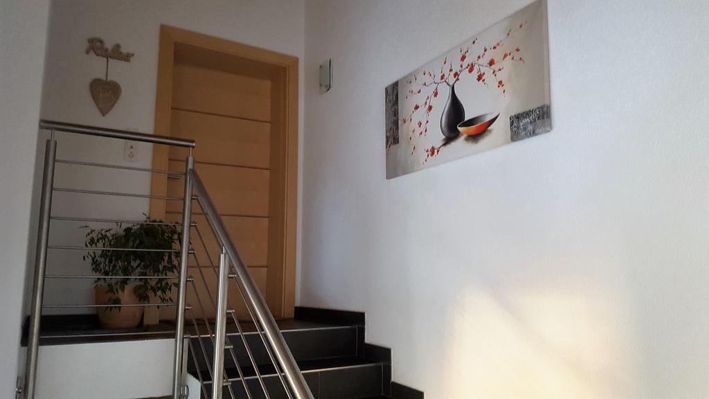 Ferienwohnung Haus am Wald Neustift im Stubaital Exterior foto