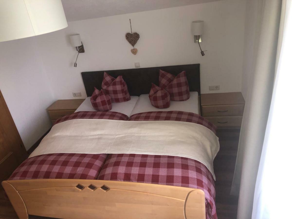 Ferienwohnung Haus am Wald Neustift im Stubaital Exterior foto