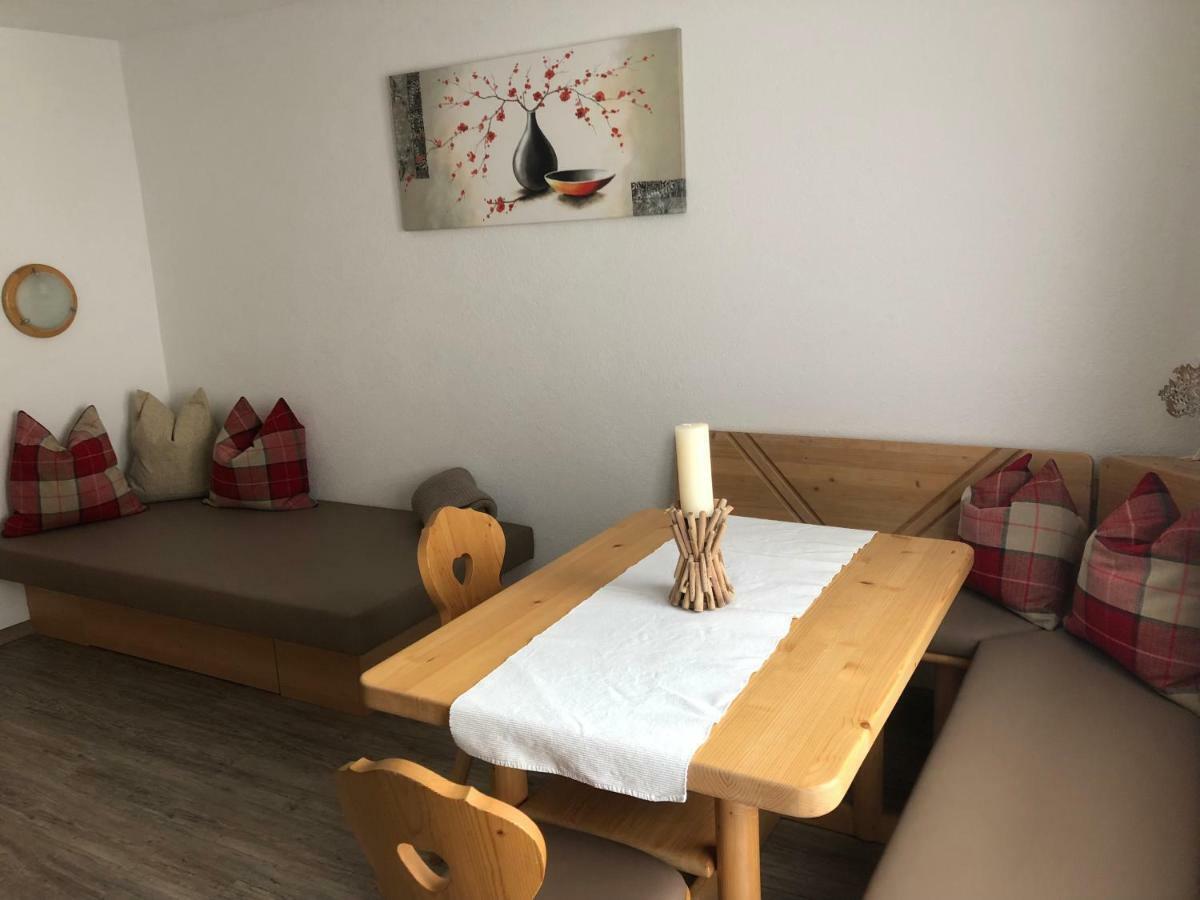 Ferienwohnung Haus am Wald Neustift im Stubaital Exterior foto