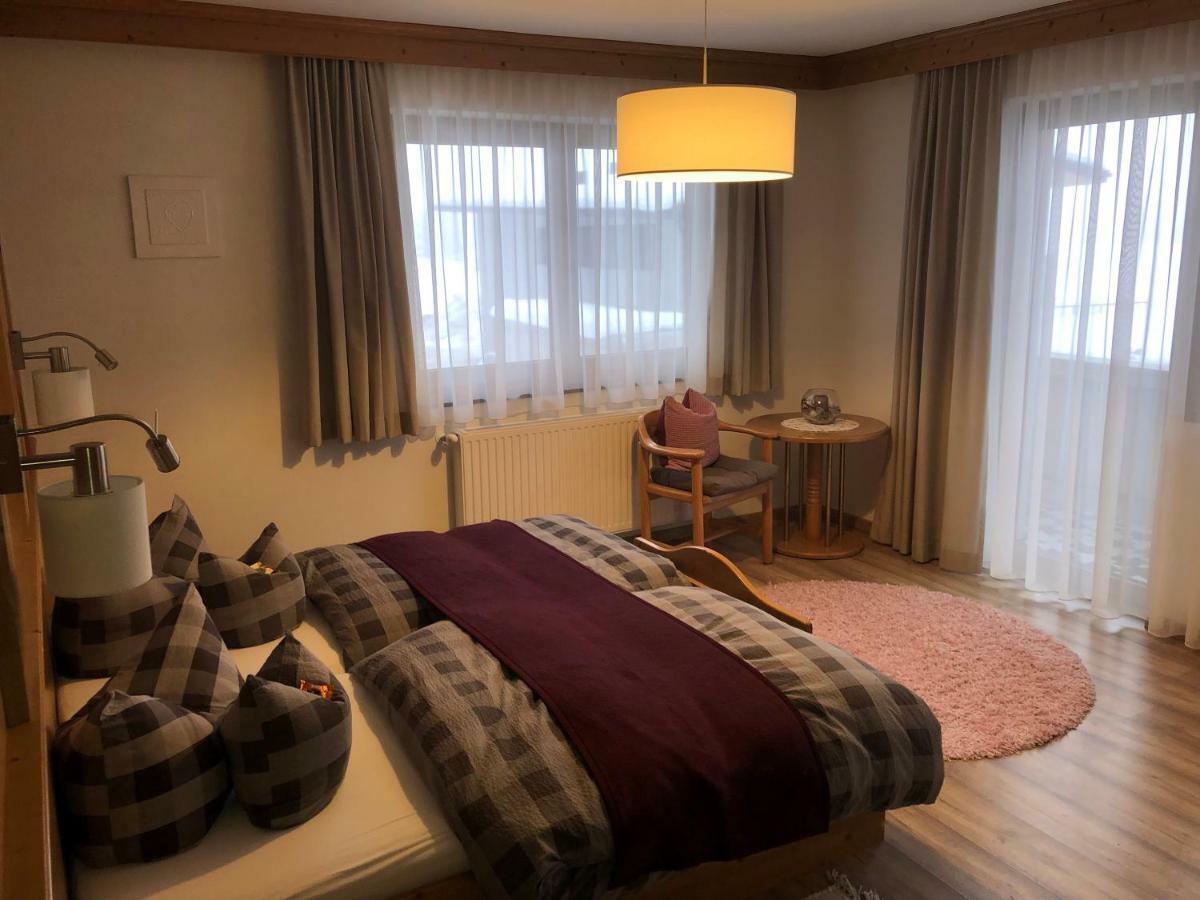 Ferienwohnung Haus am Wald Neustift im Stubaital Exterior foto